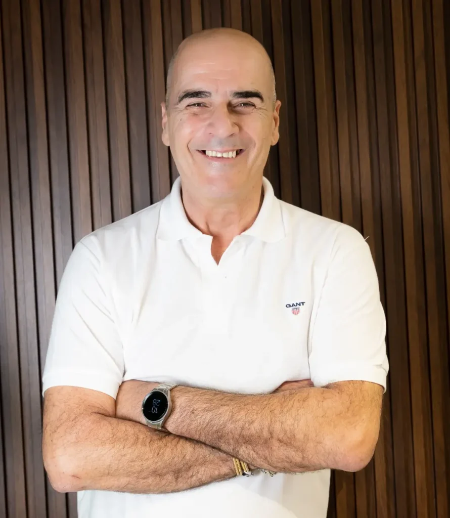 יניב סעדי - יניב מרכז הפרקטים והוילונות