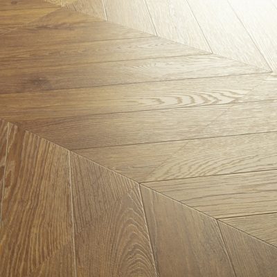 פרקט למינציה אלון טבעי chevron Quick Step